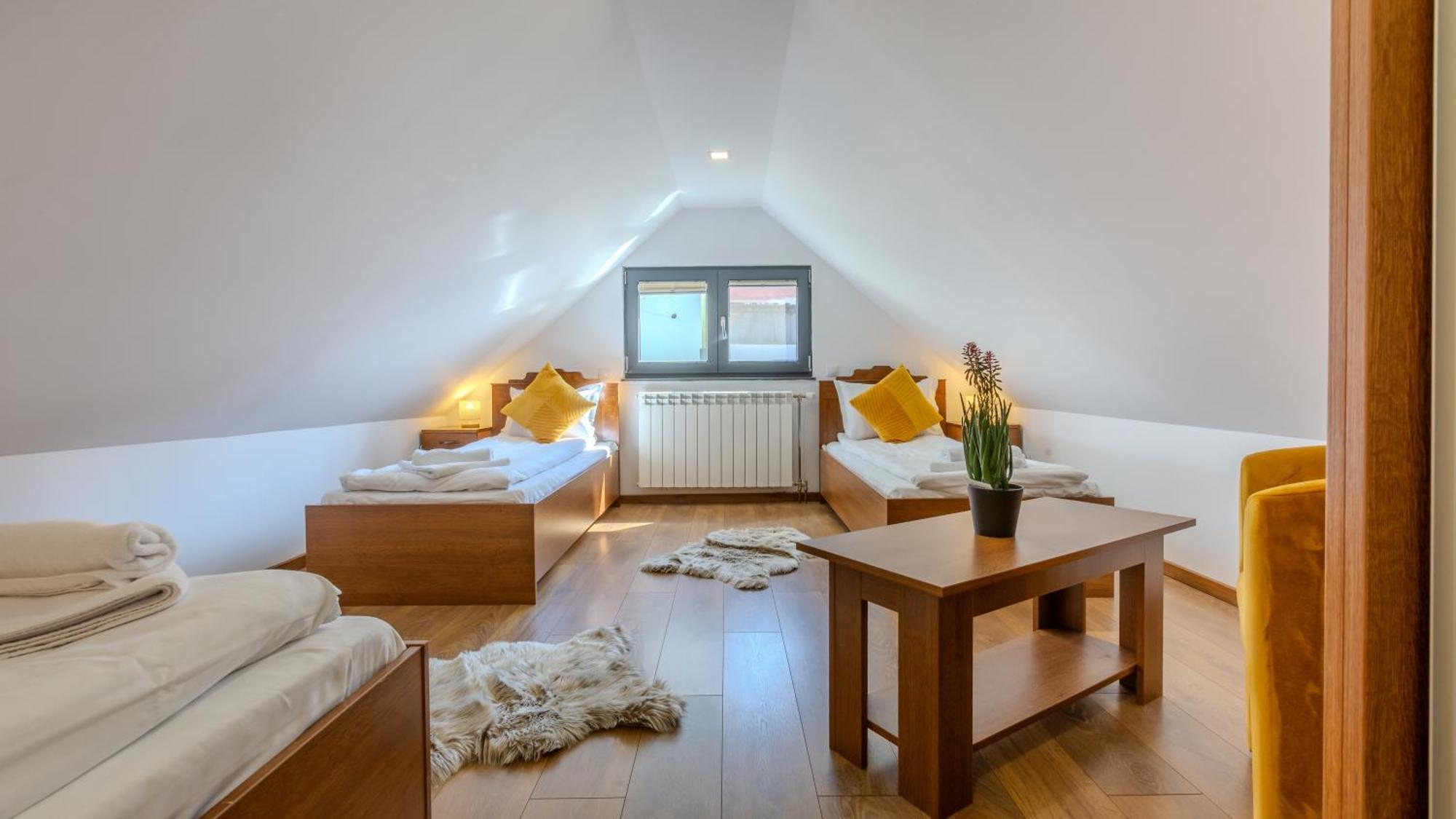 Sun Villas Accommodation ブラショフ エクステリア 写真